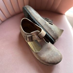 BIRKENSTOCK PARIS T-STRAP CLOG SOFTFOOTBED 39